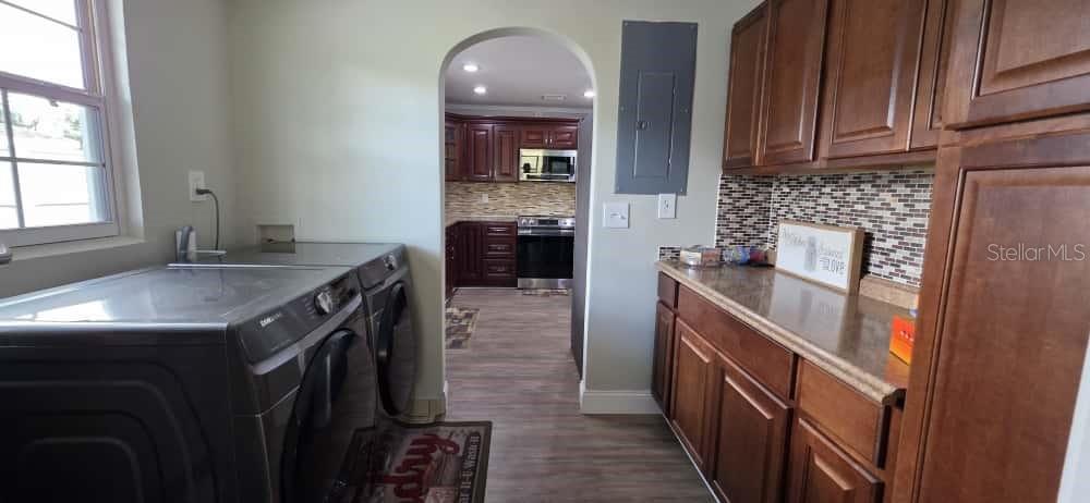 STERLING PARK UNIT 01 - Residential Lease