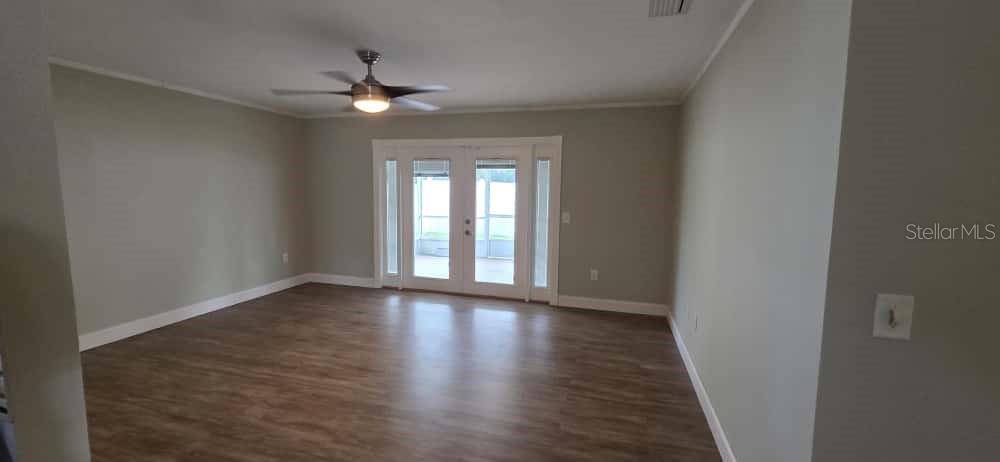 STERLING PARK UNIT 01 - Residential Lease