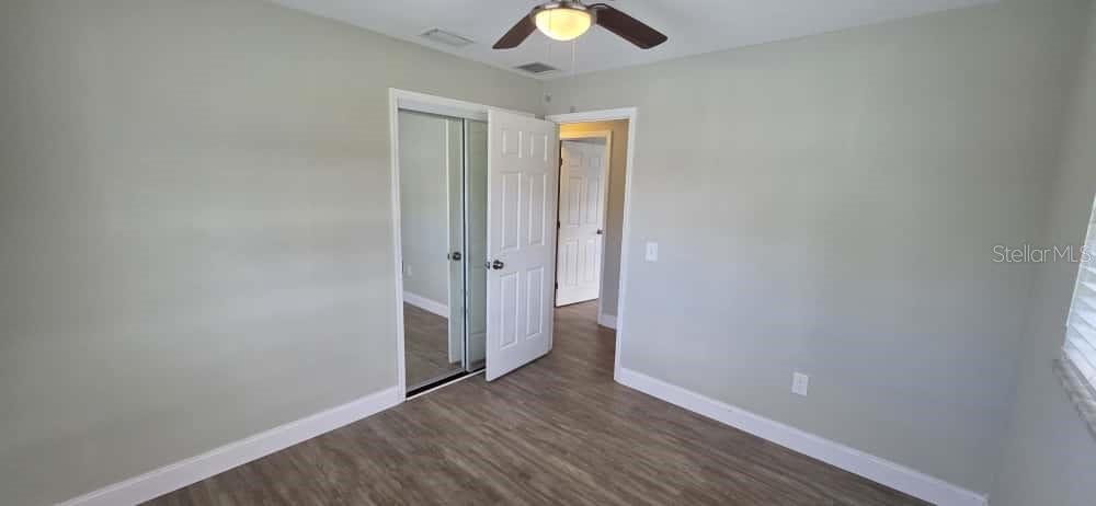 STERLING PARK UNIT 01 - Residential Lease