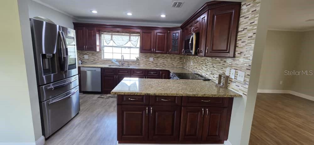 STERLING PARK UNIT 01 - Residential Lease