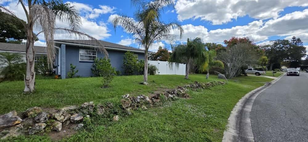 STERLING PARK UNIT 01 - Residential Lease