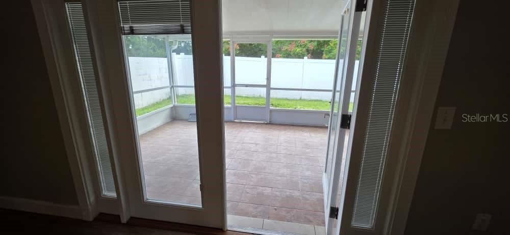 STERLING PARK UNIT 01 - Residential Lease