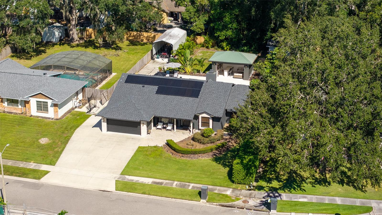 963 GLENVIEW CIRCLE