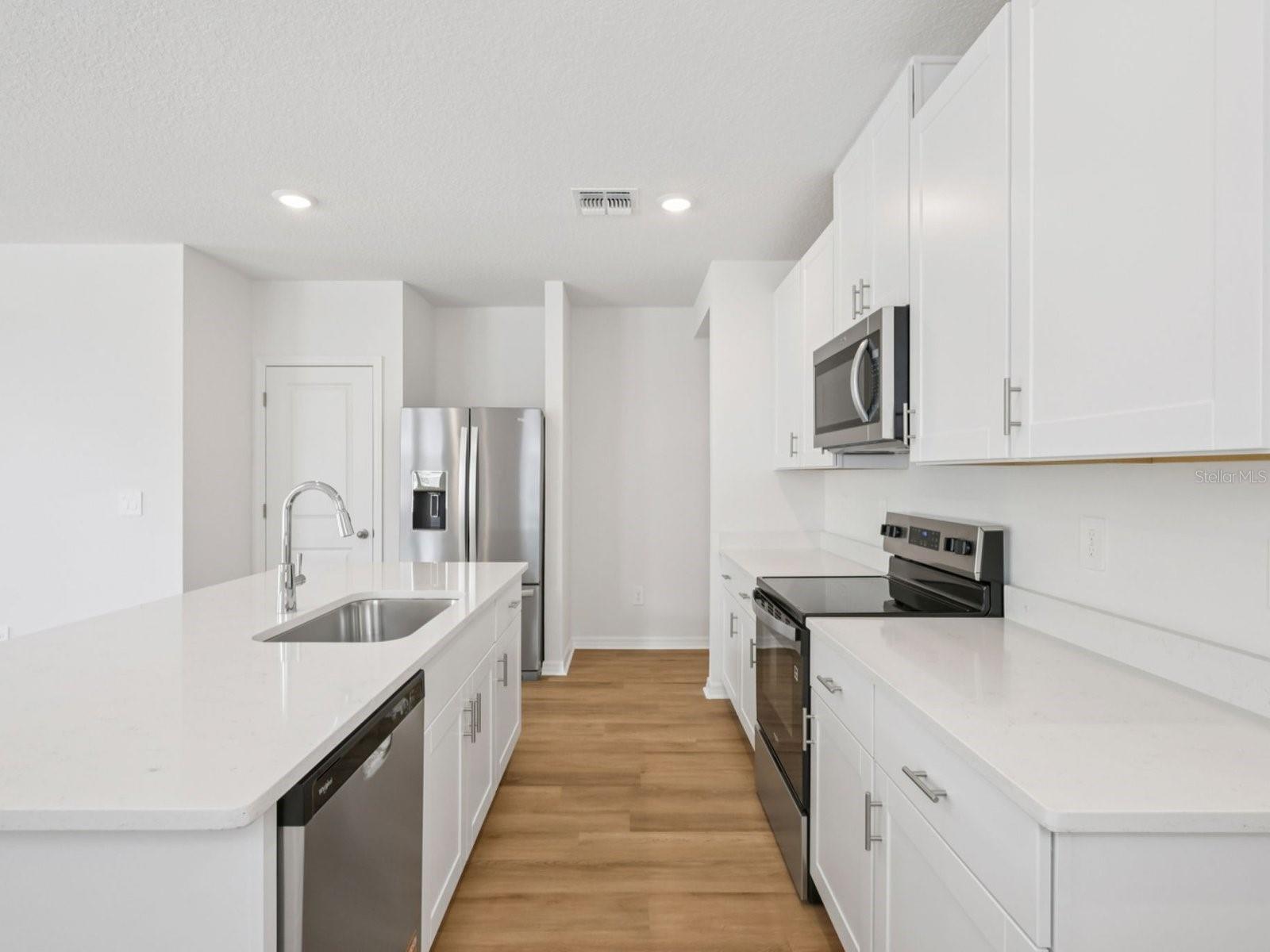 13424 SHELLMORE AVENUE