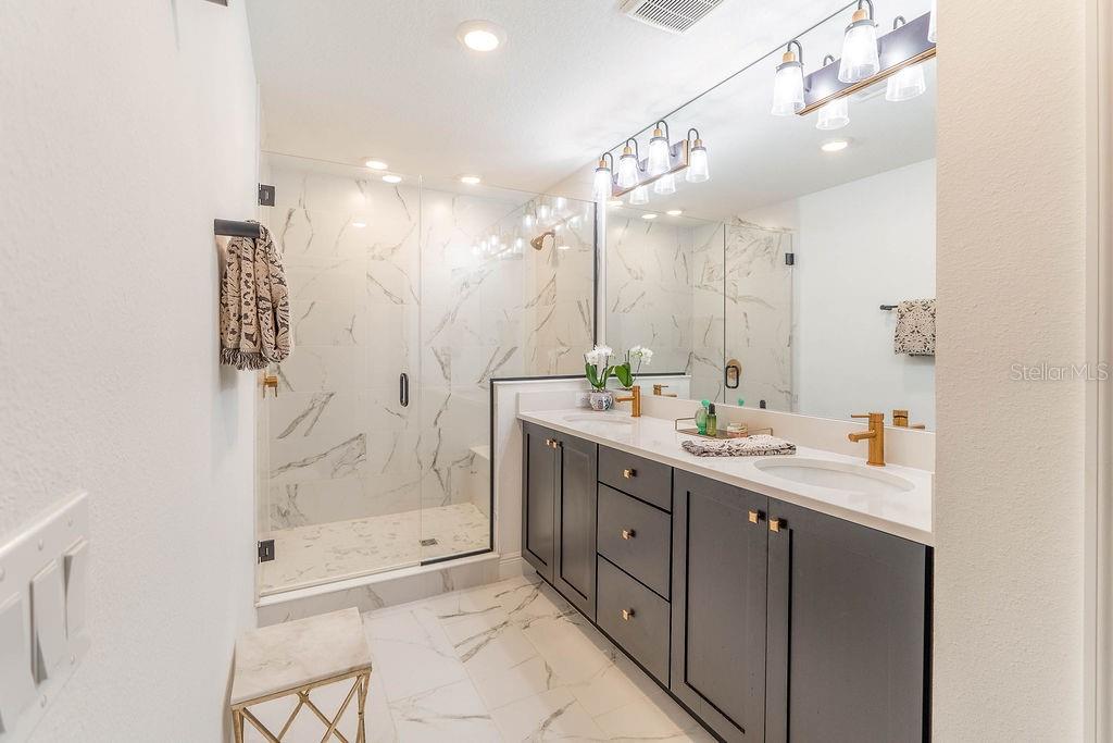 LAUREATE PARK NBRHD CENTER PH 3 - Residential