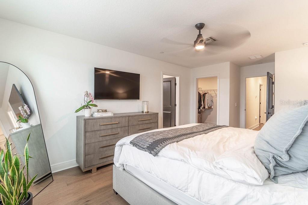 LAUREATE PARK NBRHD CENTER PH 3 - Residential