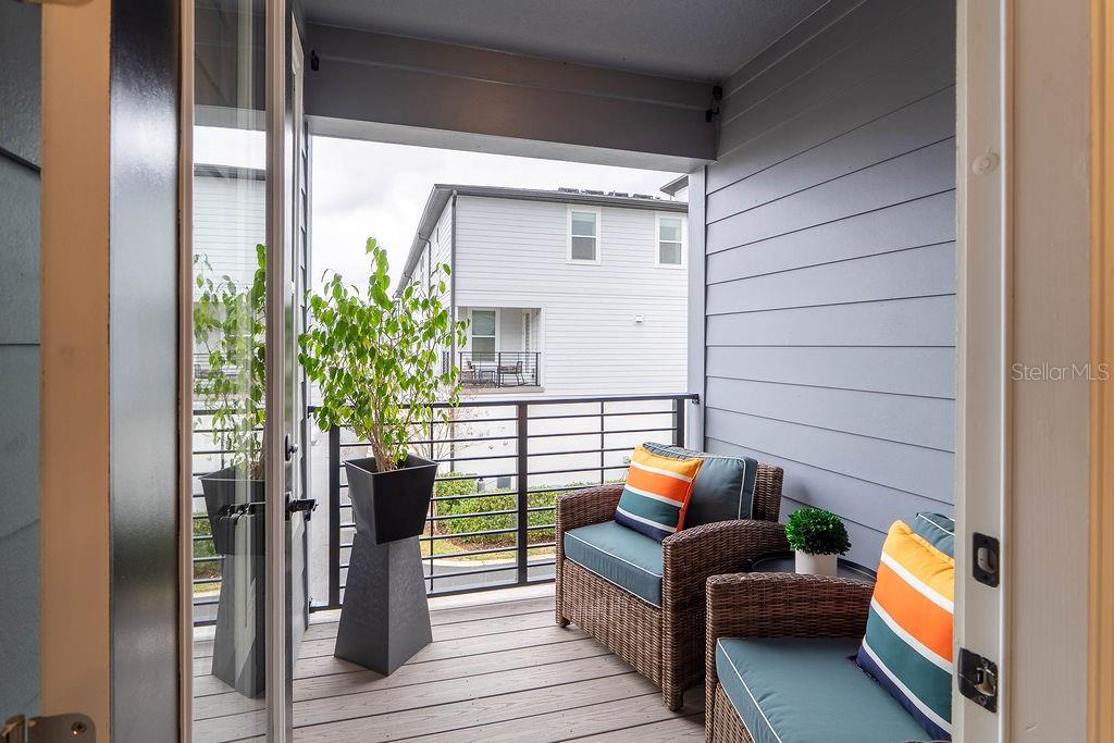 LAUREATE PARK NBRHD CENTER PH 3 - Residential