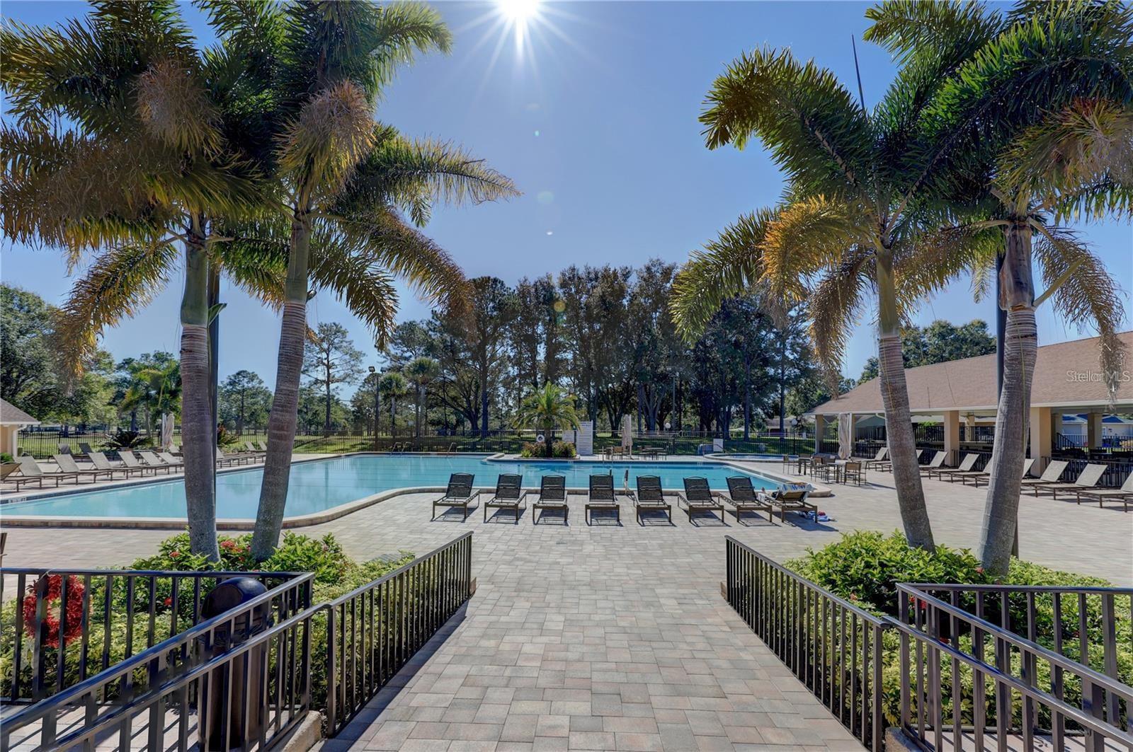 HIGHLAND LAKES VILLAS ON THE GREEN - Residential
