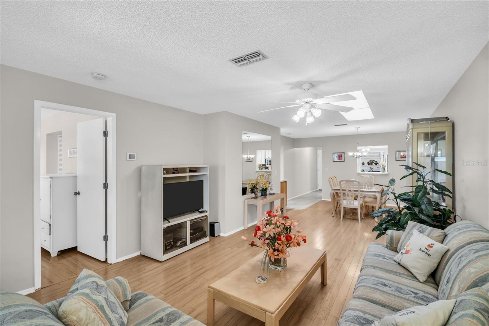 HIGHLAND LAKES VILLAS ON THE GREEN - Residential