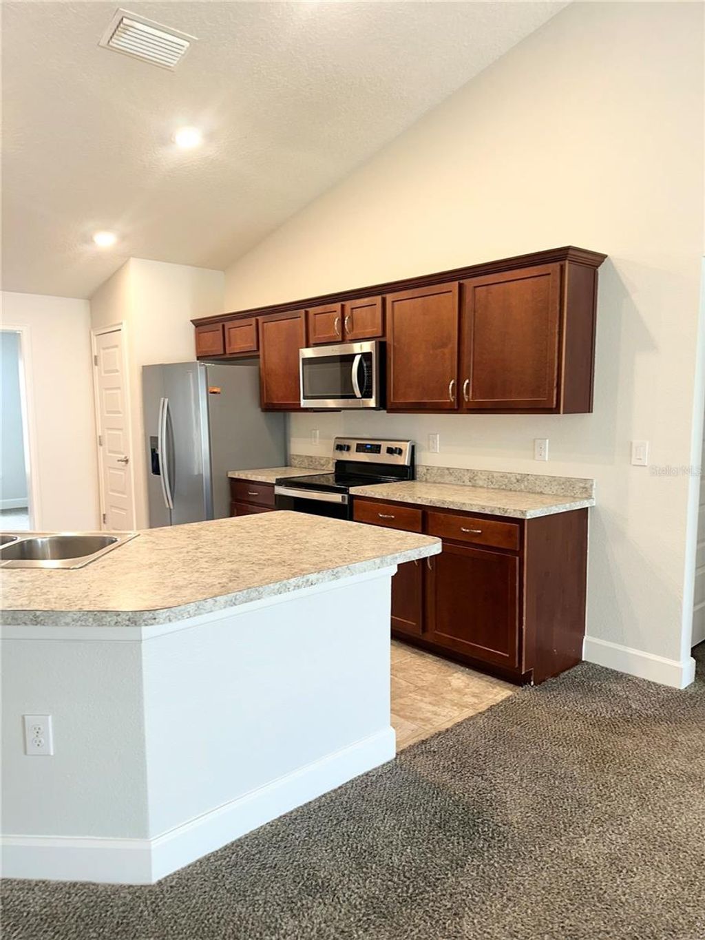 Photo of 430 Big Sioux Ct, Kissimmee, FL 34759 (MLS # S5145930)