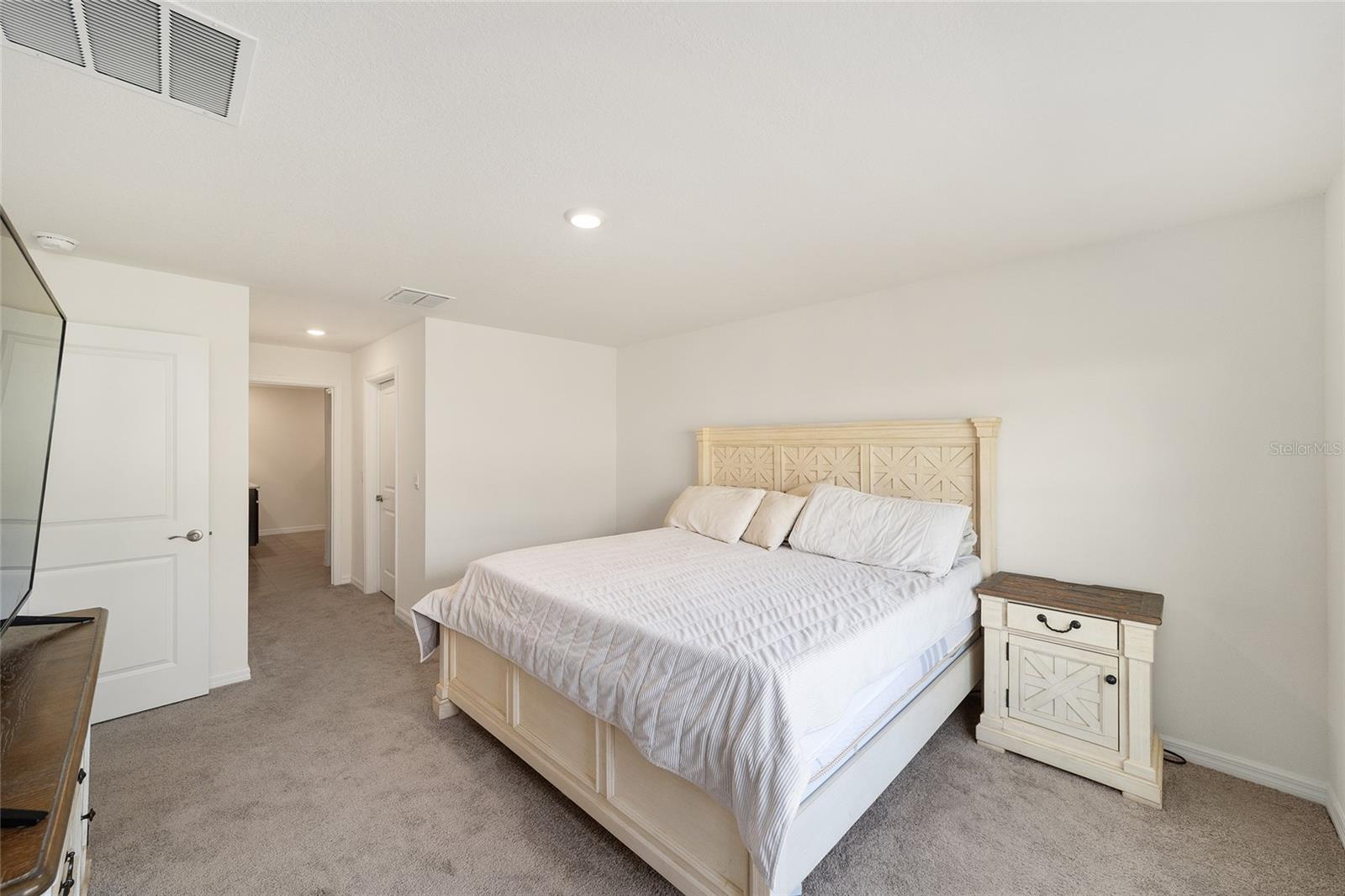 MARION OAKS UN EIGHT FIRST RE - Residential