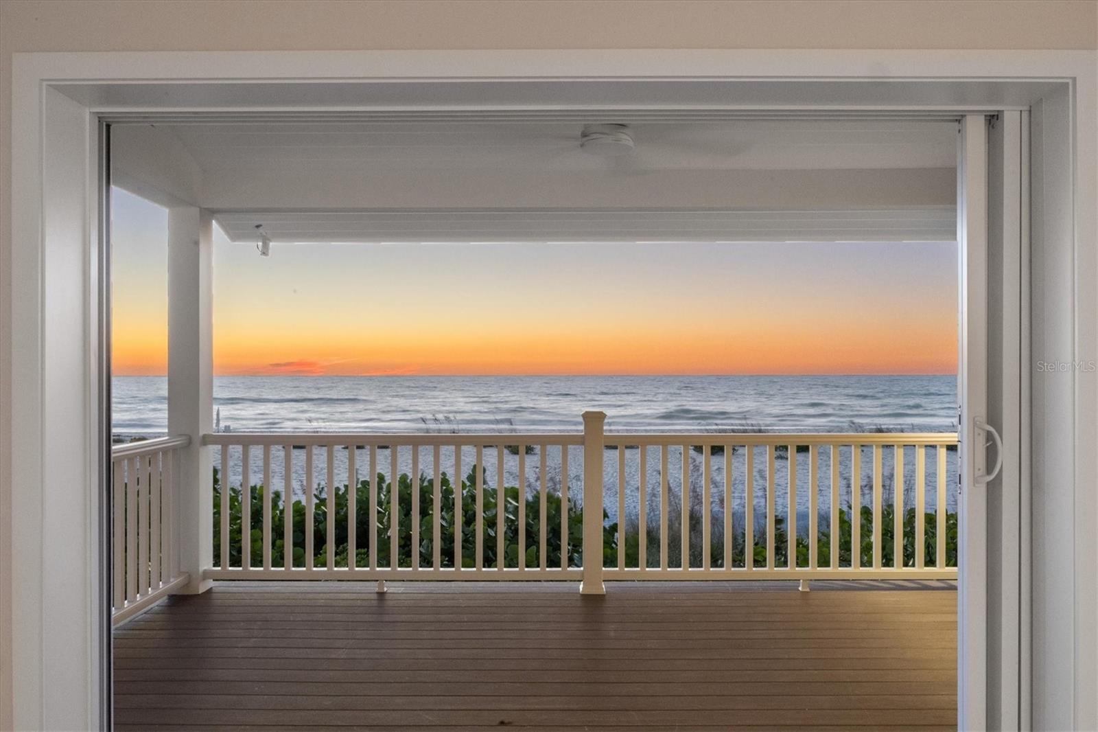 LIGHTHOUSE RESIDENCE 18 - Residential