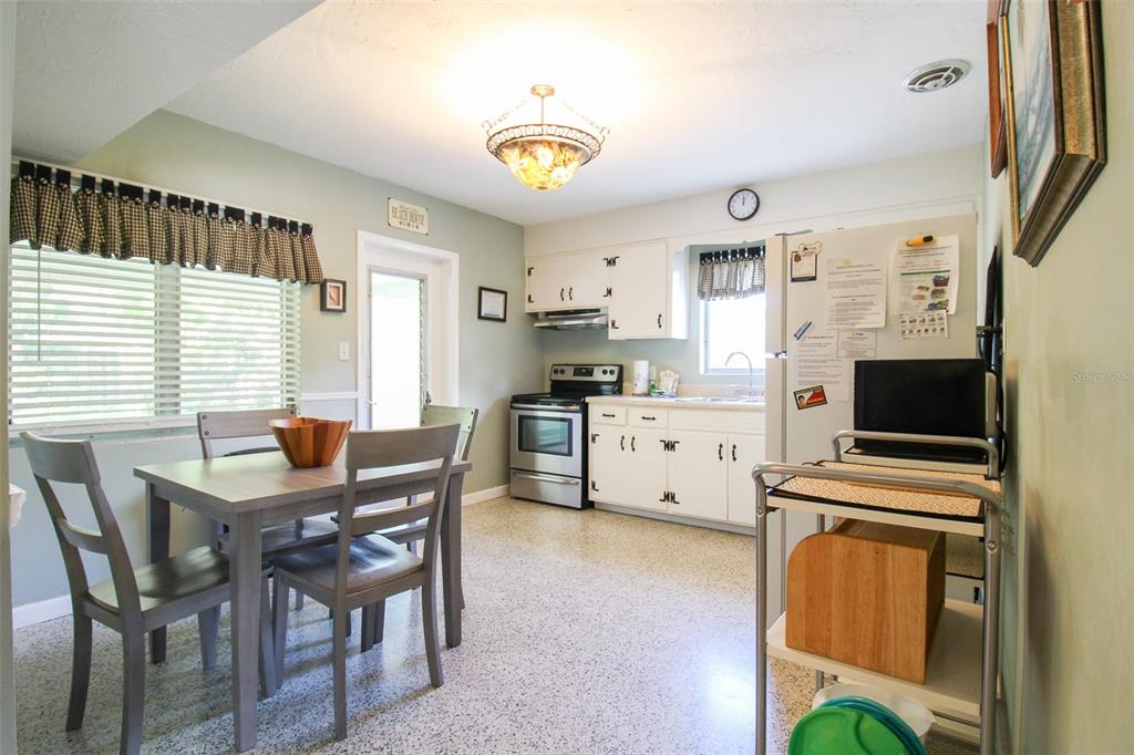GOLDEN BEACH - Residential Lease