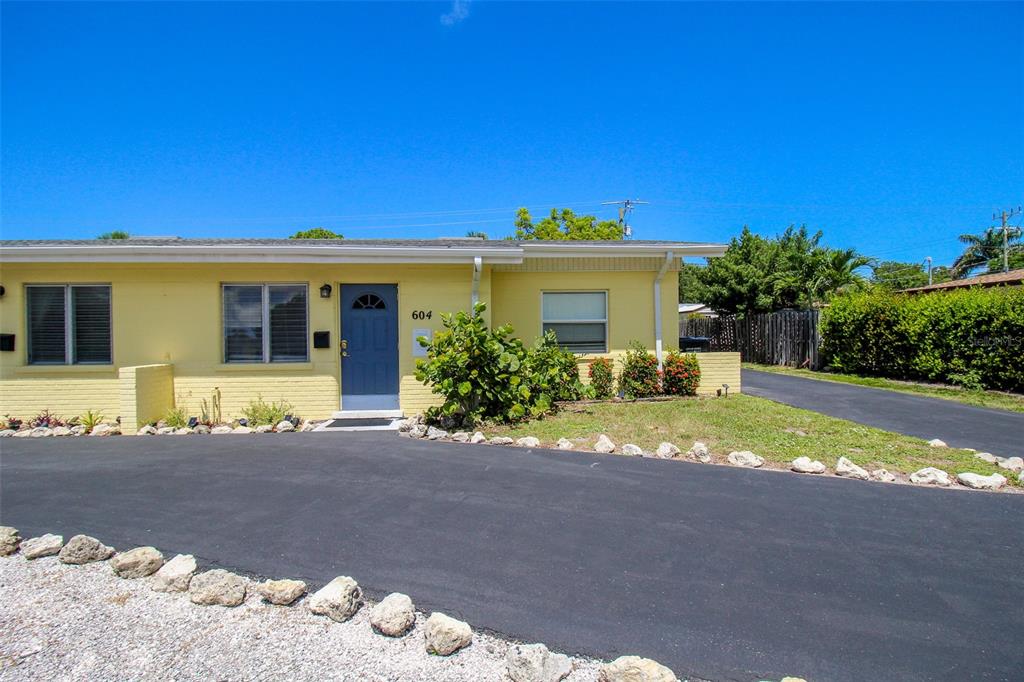GOLDEN BEACH - Residential Lease