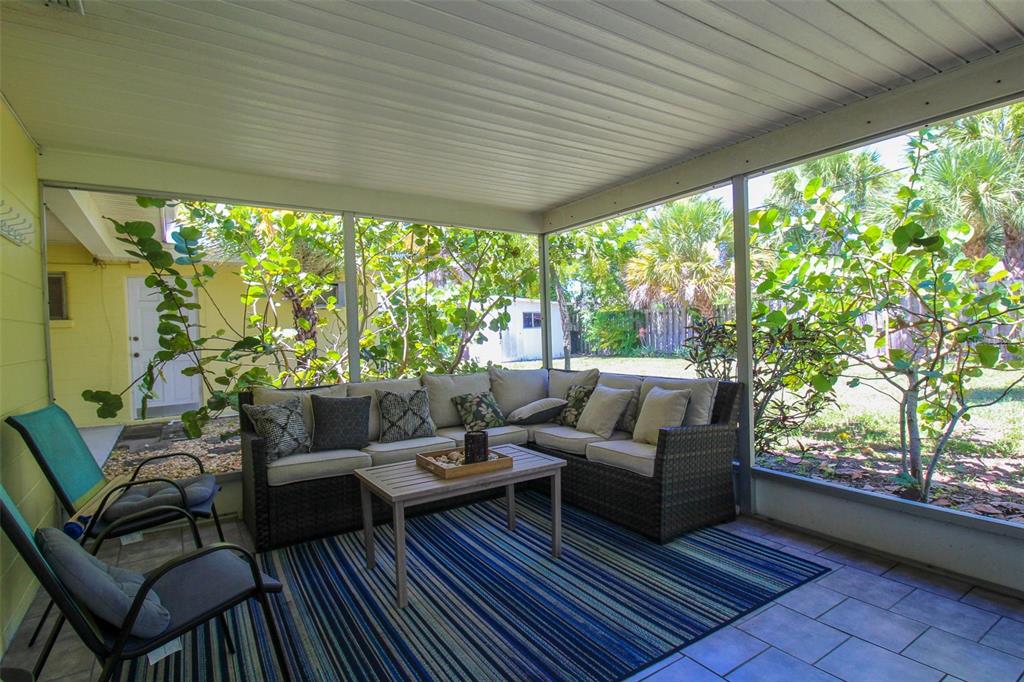 GOLDEN BEACH - Residential Lease