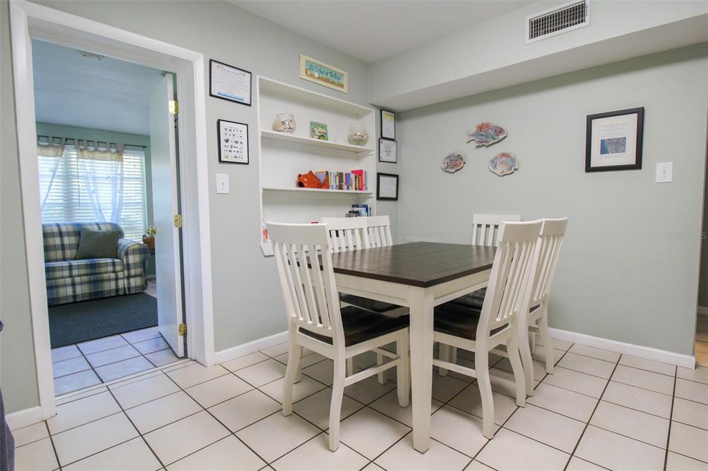 GOLDEN BEACH - Residential Lease