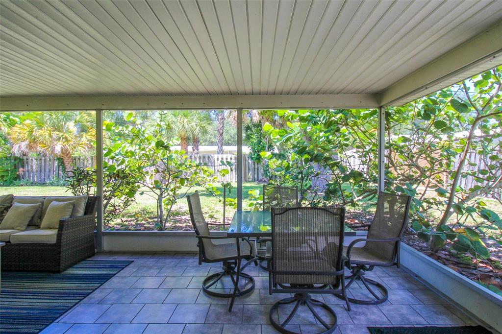 GOLDEN BEACH - Residential Lease