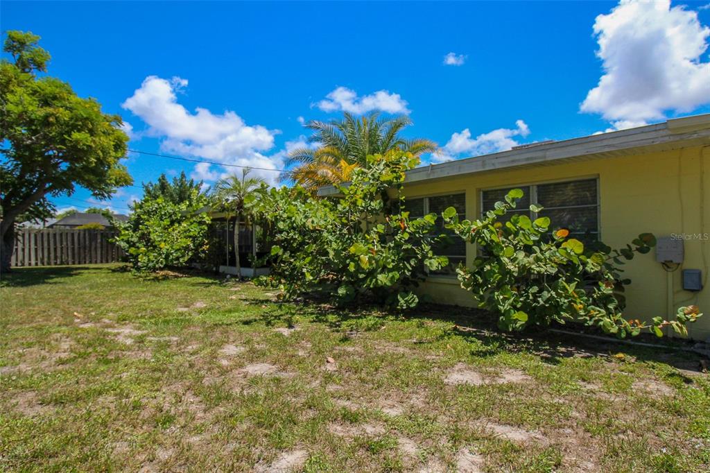 GOLDEN BEACH - Residential Lease