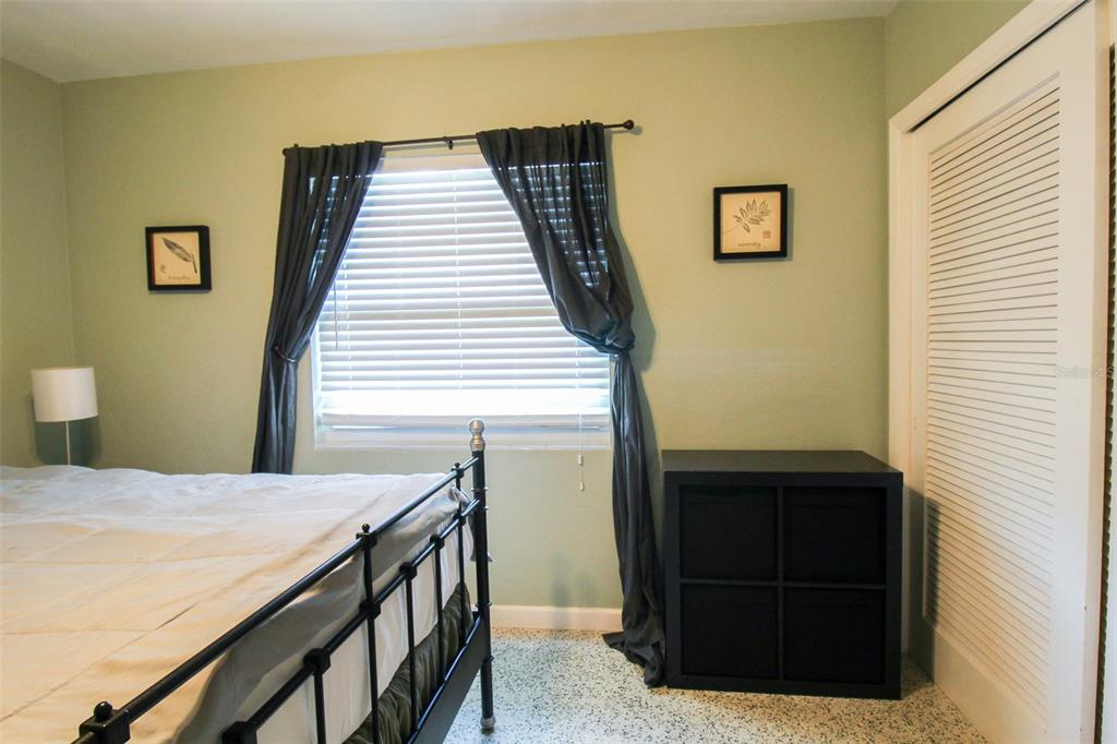 GOLDEN BEACH - Residential Lease