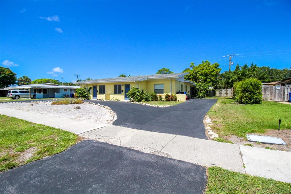 GOLDEN BEACH - Residential Lease