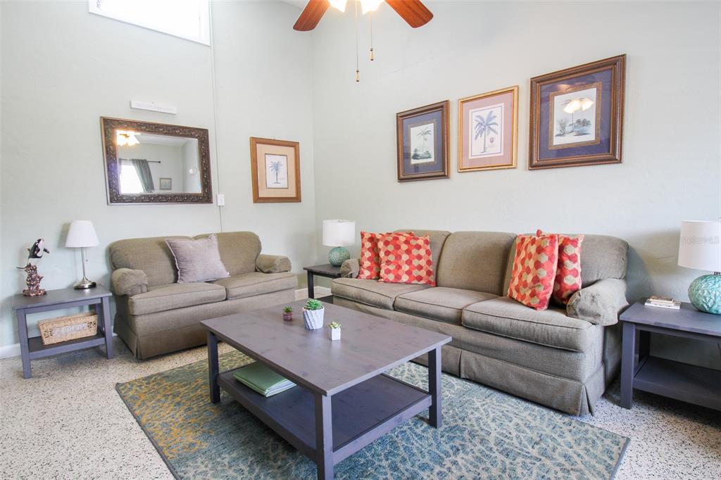 GOLDEN BEACH - Residential Lease