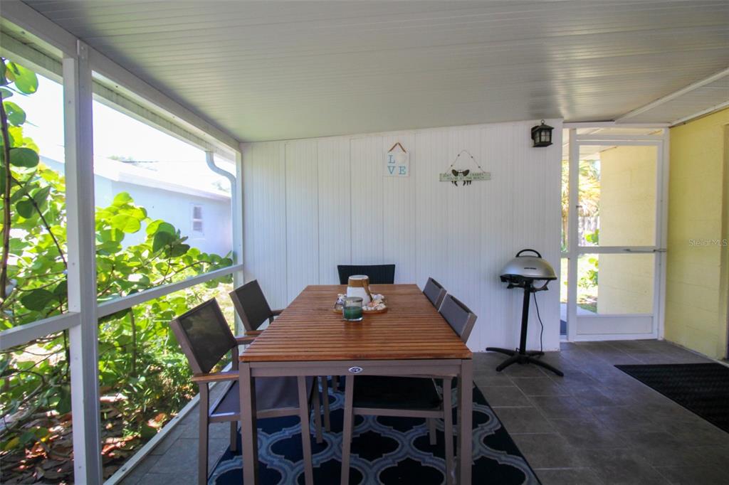 GOLDEN BEACH - Residential Lease