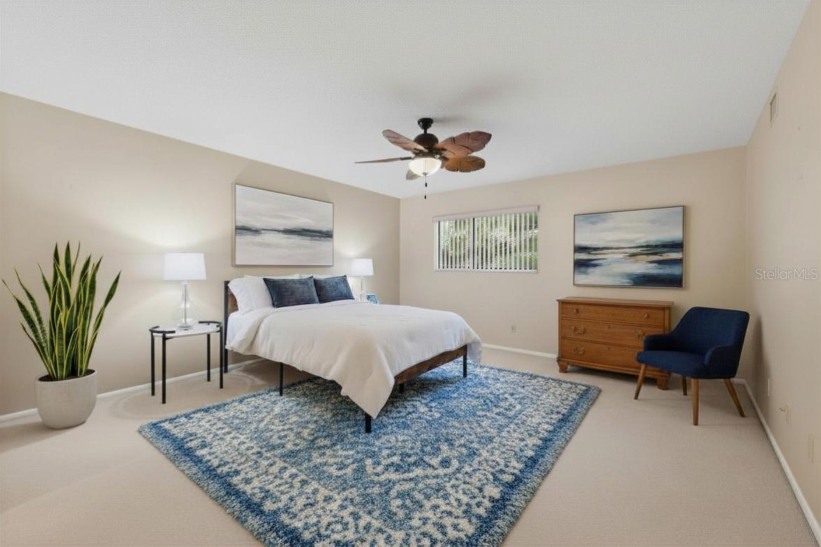 ON TOP OF THE WORLD - Residential