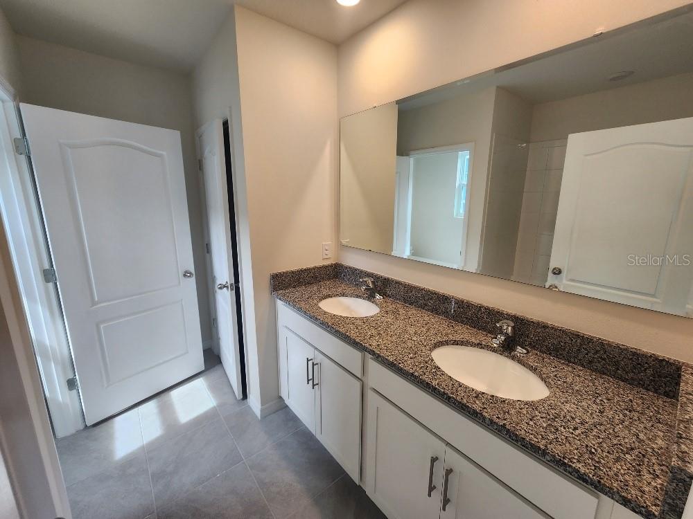 PALMS-PH 3 - Residential Lease