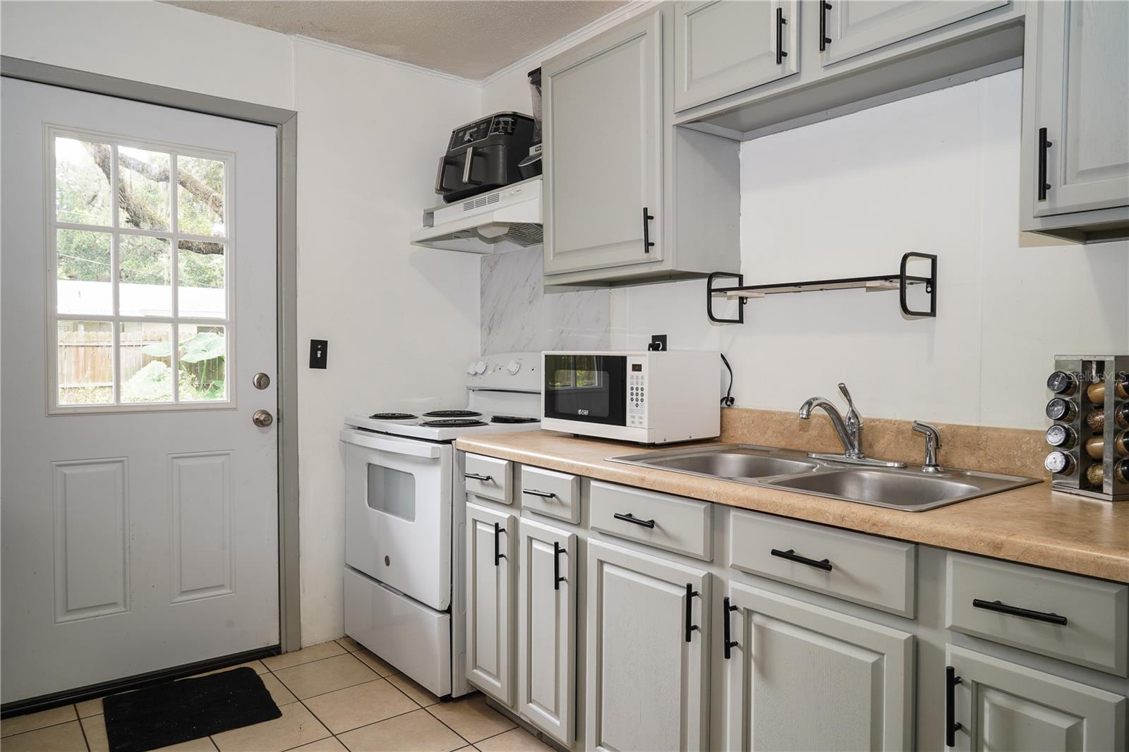 MOGGS ADD - Residential