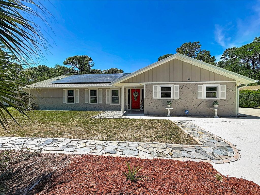 Photo of 39 Pine Street, Homosassa, FL 34446 (MLS # W7884937)