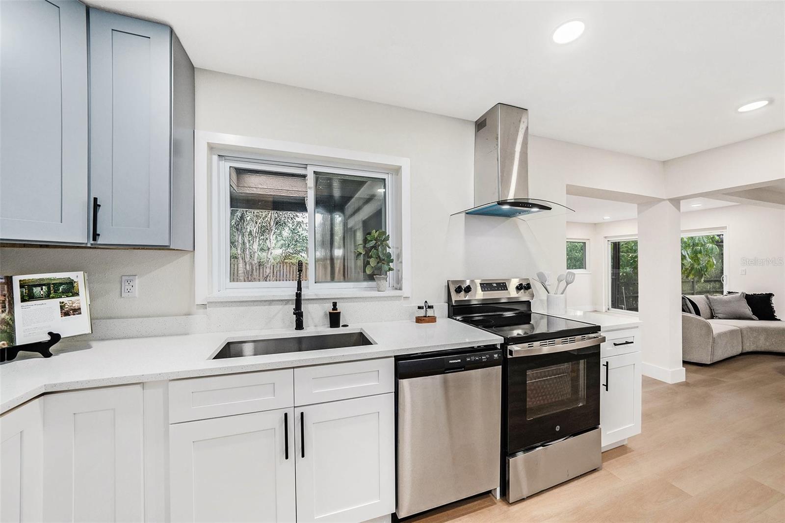 TEMPLE TERRACE GARDENS - Residential