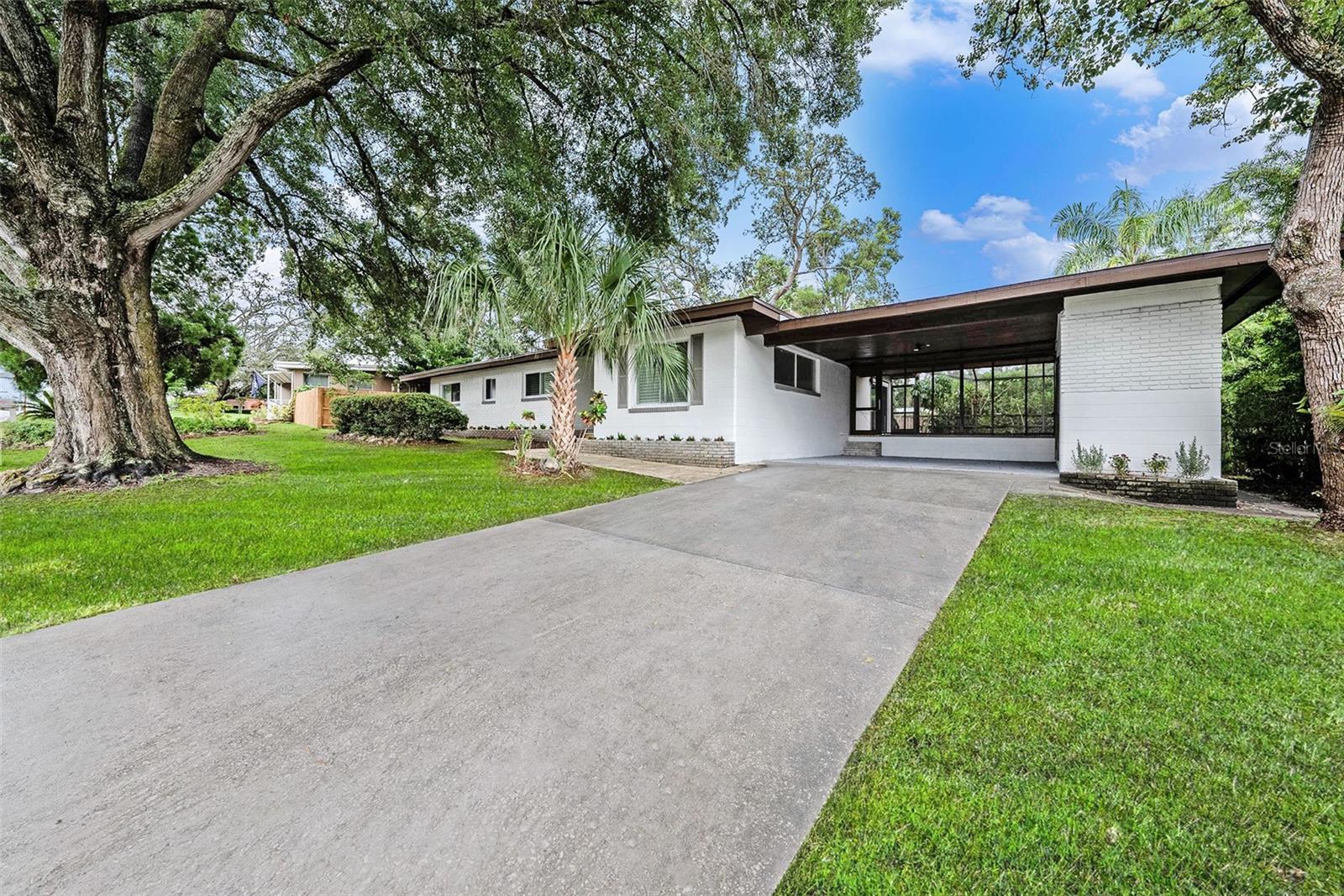 TEMPLE TERRACE GARDENS - Residential