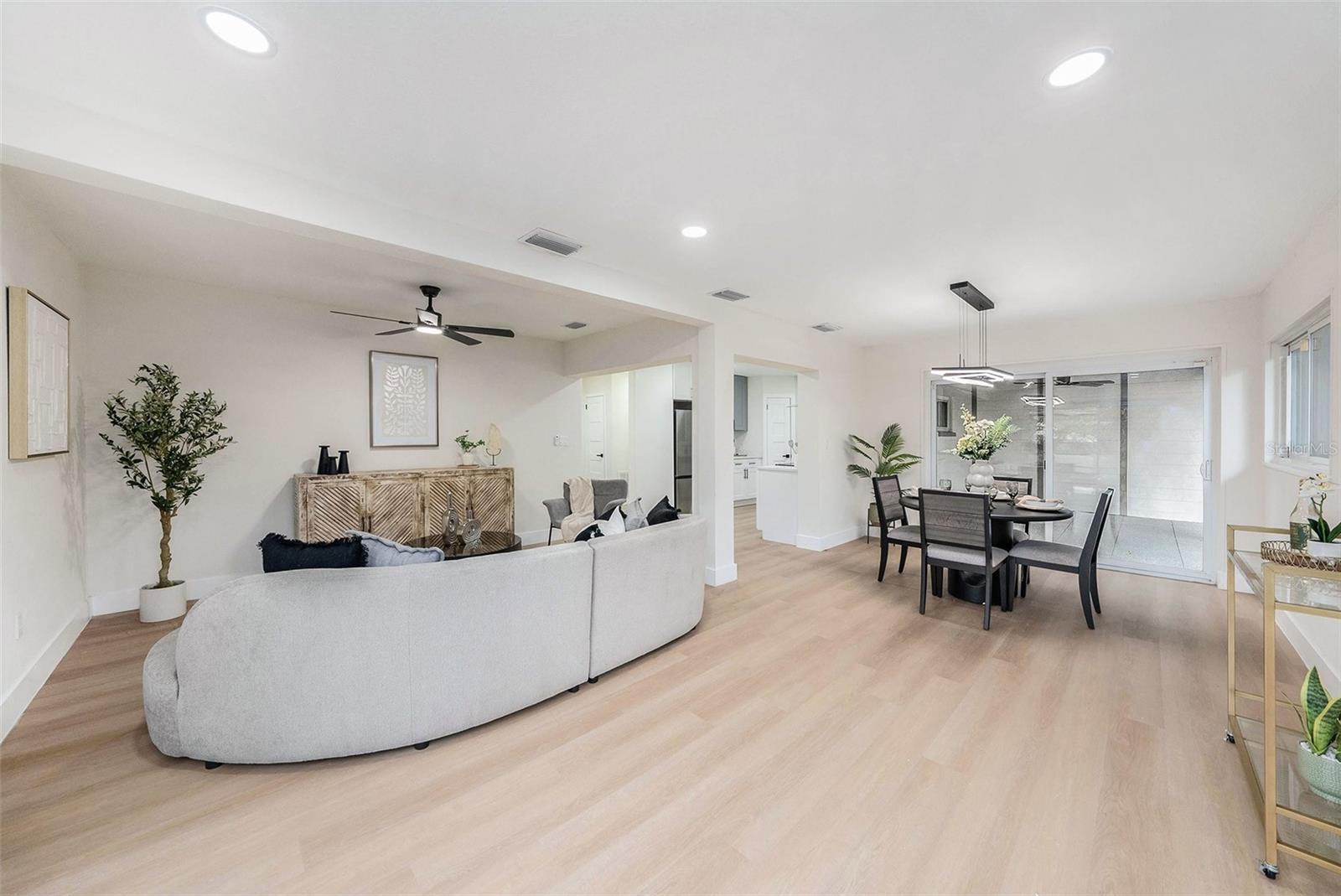 215 DRUID HILLS ROAD