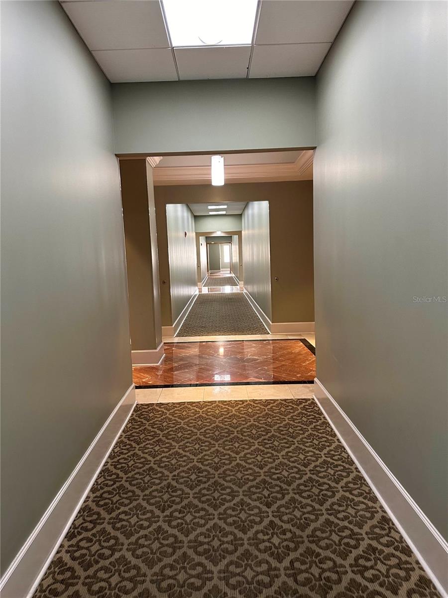 OFFICES/VERANDA PARK - Commercial Sale