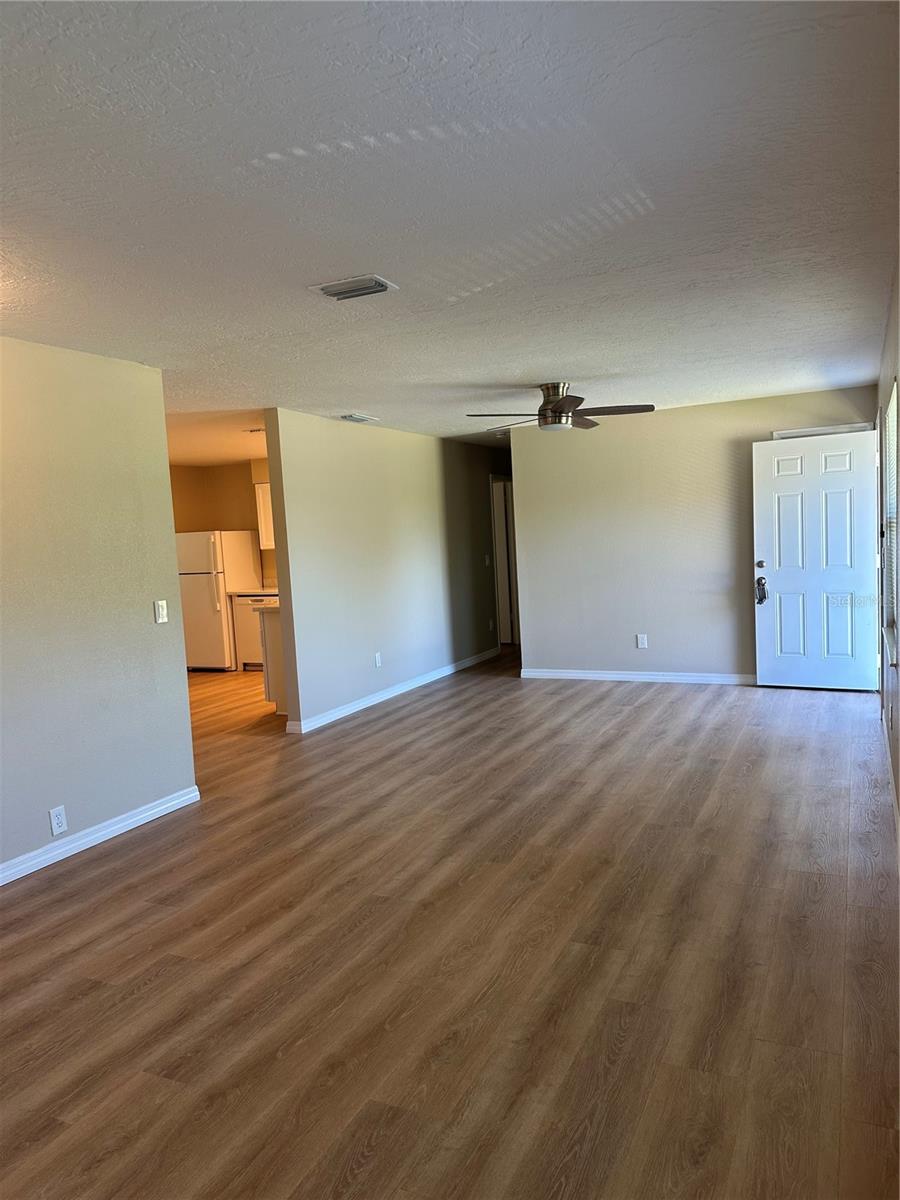 PLANTATION ESTATES UNIT 21 - Residential Lease