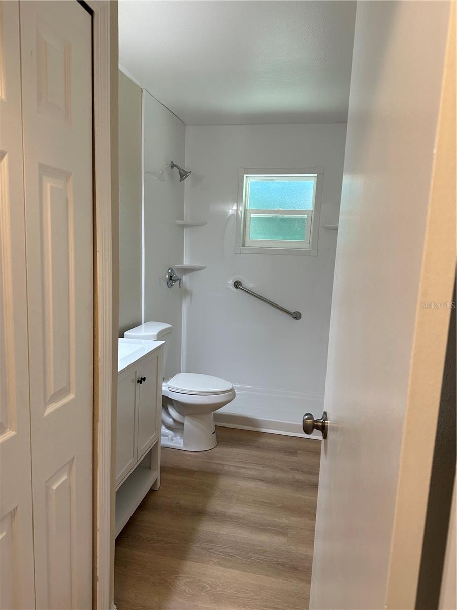 PLANTATION ESTATES UNIT 21 - Residential Lease