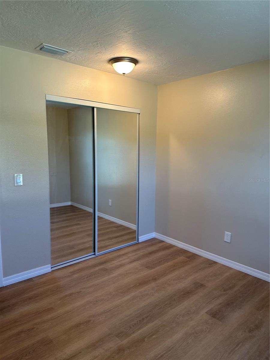 PLANTATION ESTATES UNIT 21 - Residential Lease