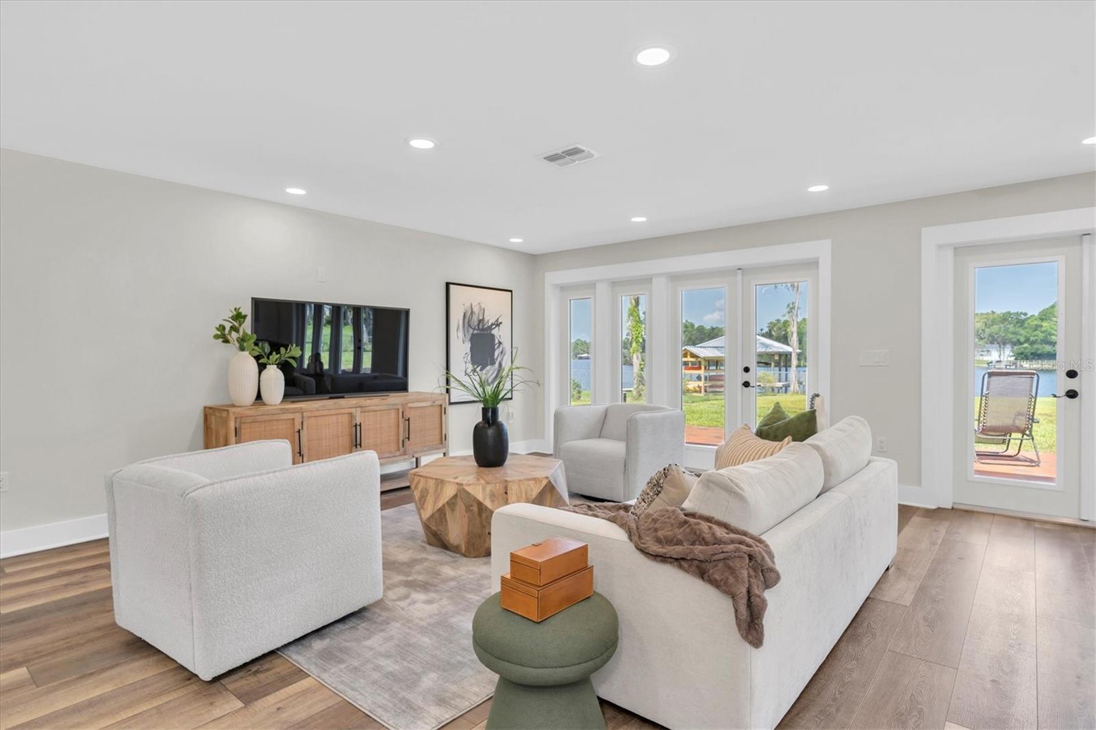 18102 SPENCER ROAD