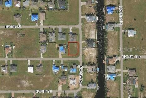 Beautiful vacant lot in Cape Coral. Come and build your home in this lovely neighborhood on 0.25-acre land without association fees! Invest in FL!!