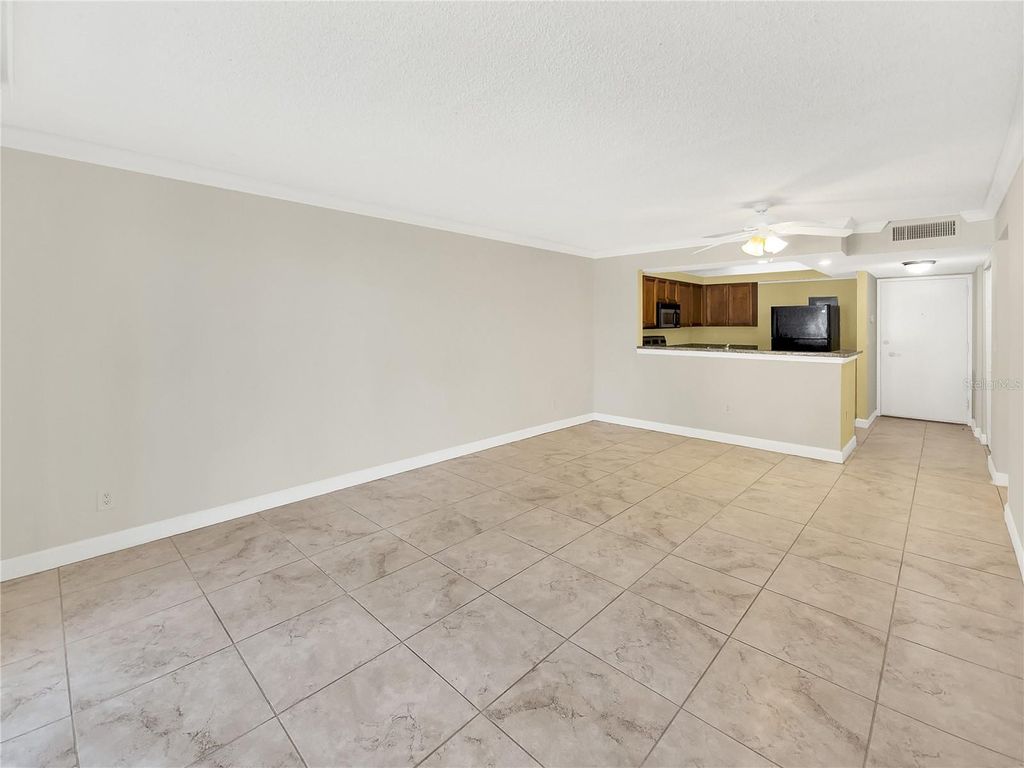 Photo of 2700 Coconut Bay Lane #419, Sarasota, FL 34237 (MLS # S5127342)