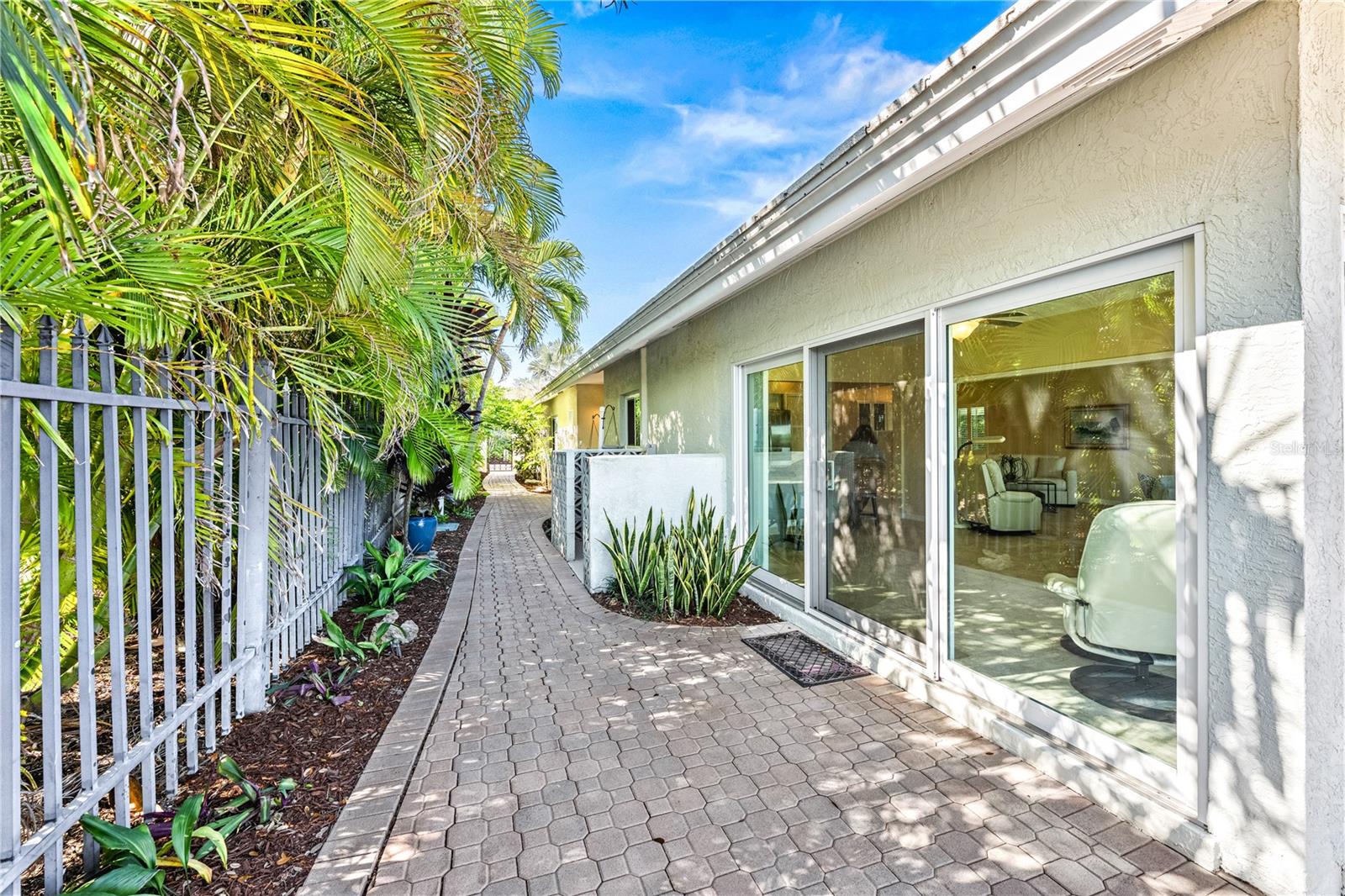 POLYNESIAN GARDENS - Residential