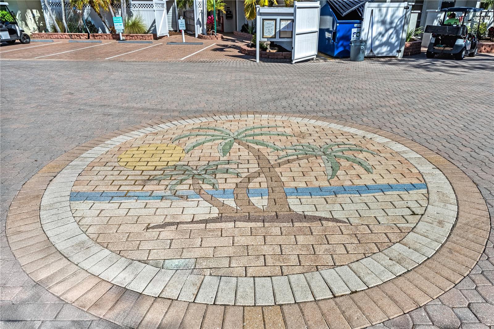 POLYNESIAN GARDENS - Residential