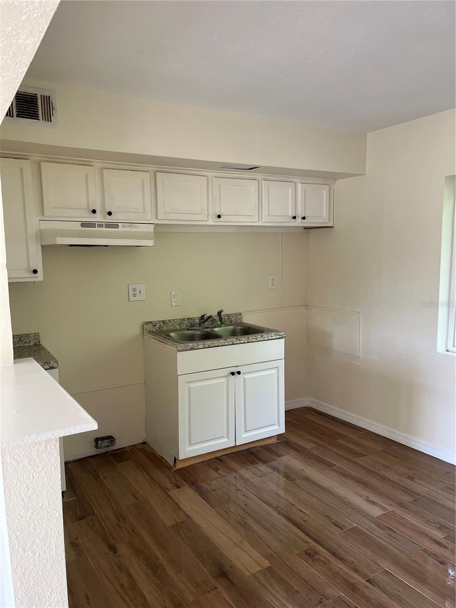 JASMIN ACRES SUB - Residential Lease