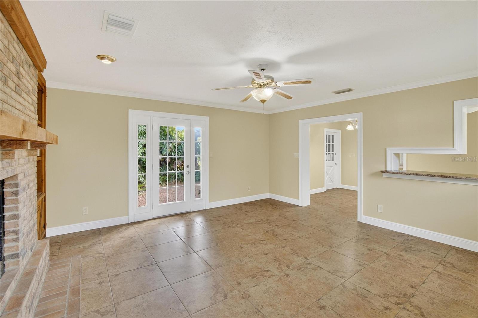 OAKWOOD VILLA - Residential