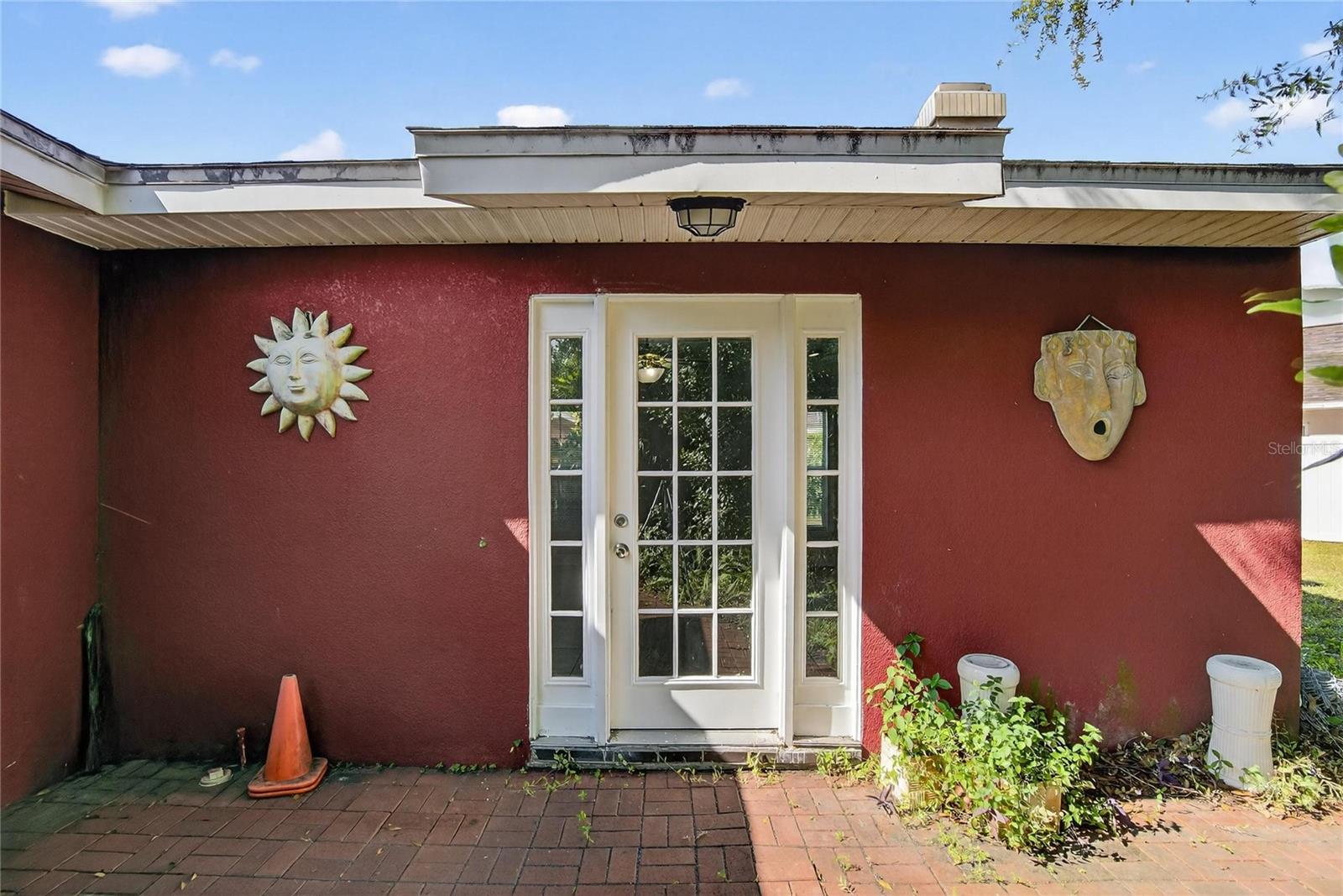 OAKWOOD VILLA - Residential