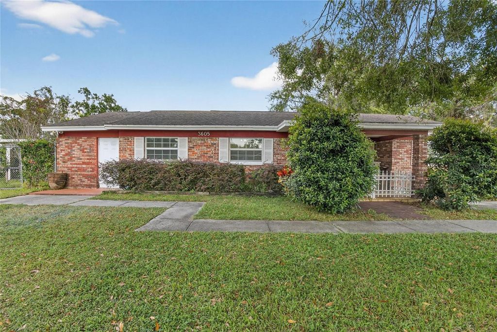 Photo of 3605 W Flora Street, Tampa, FL 33614 (MLS # TB8443485)