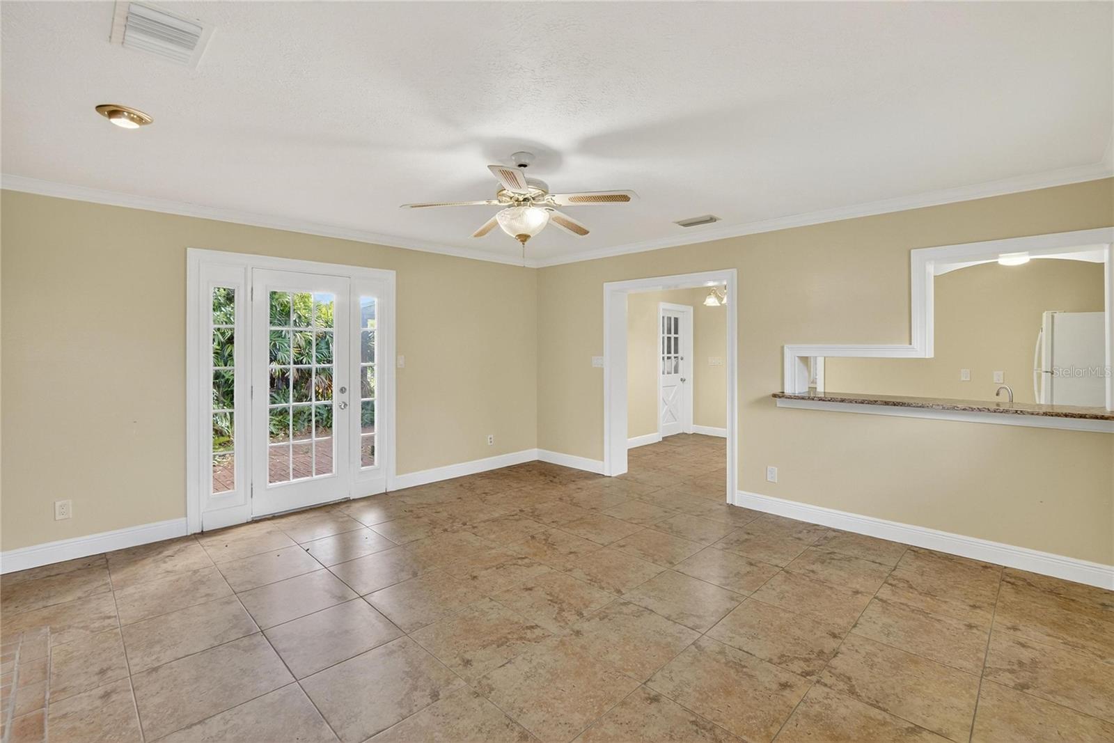 OAKWOOD VILLA - Residential