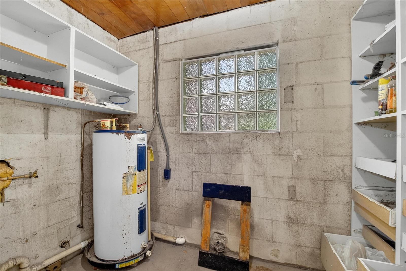 OAKWOOD VILLA - Residential