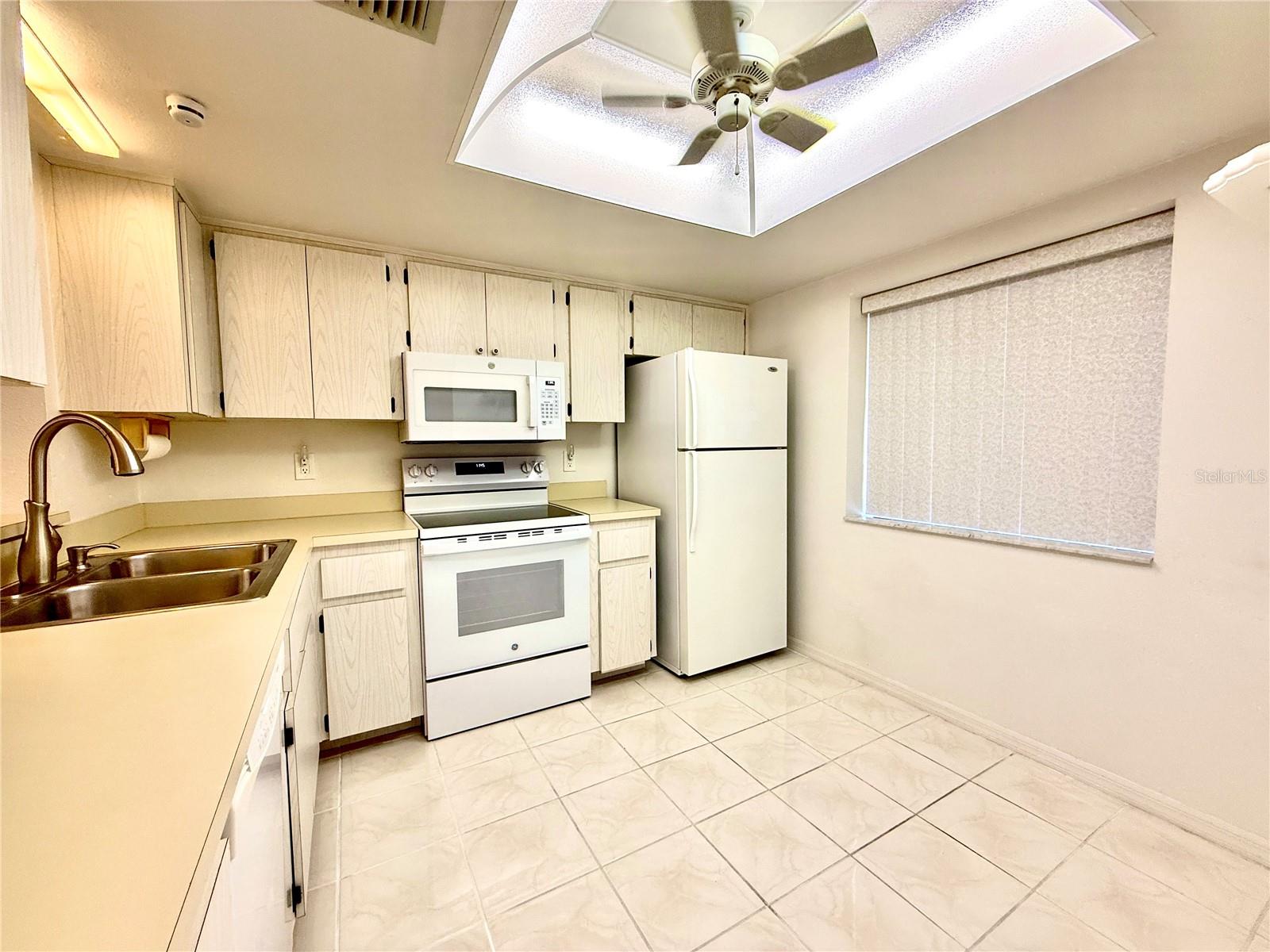 10816 LAQUINTA DRIVE