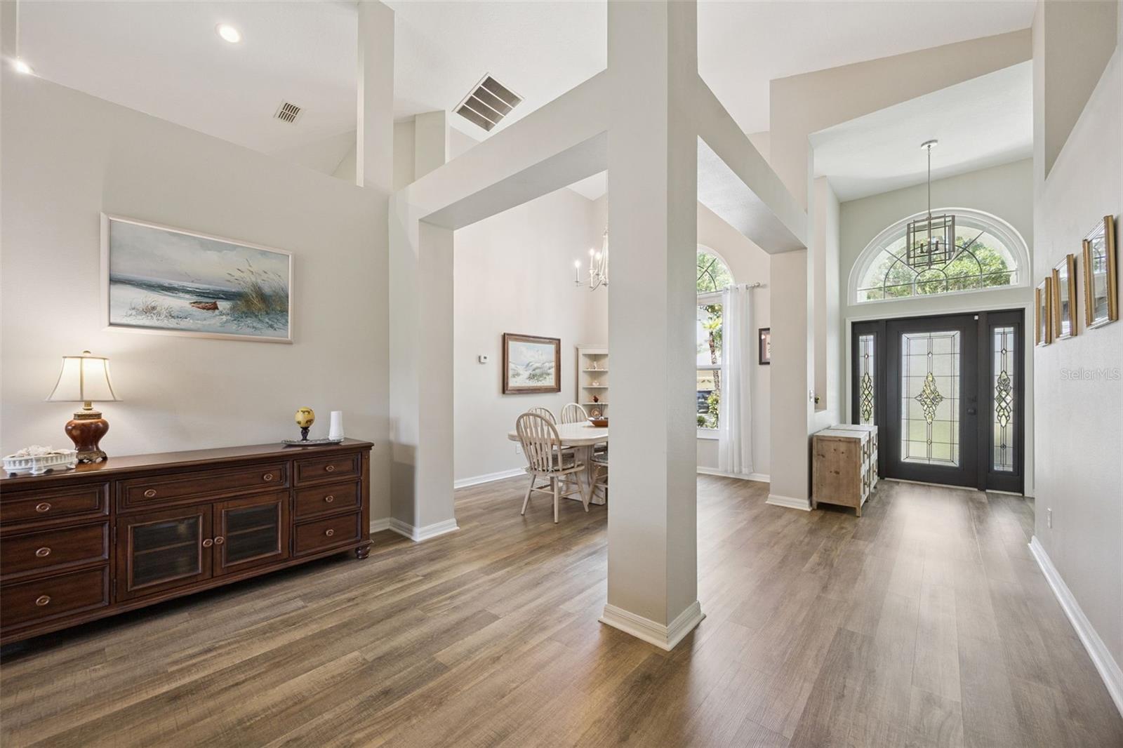 HEATHROW/KEENWICKE - Residential